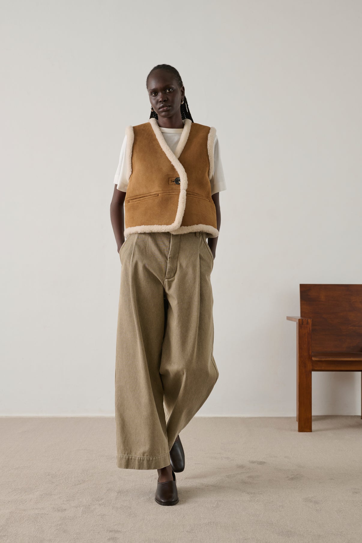 Pyrenees Sleeveless Gilet - Honey - Leather - Women vue 4